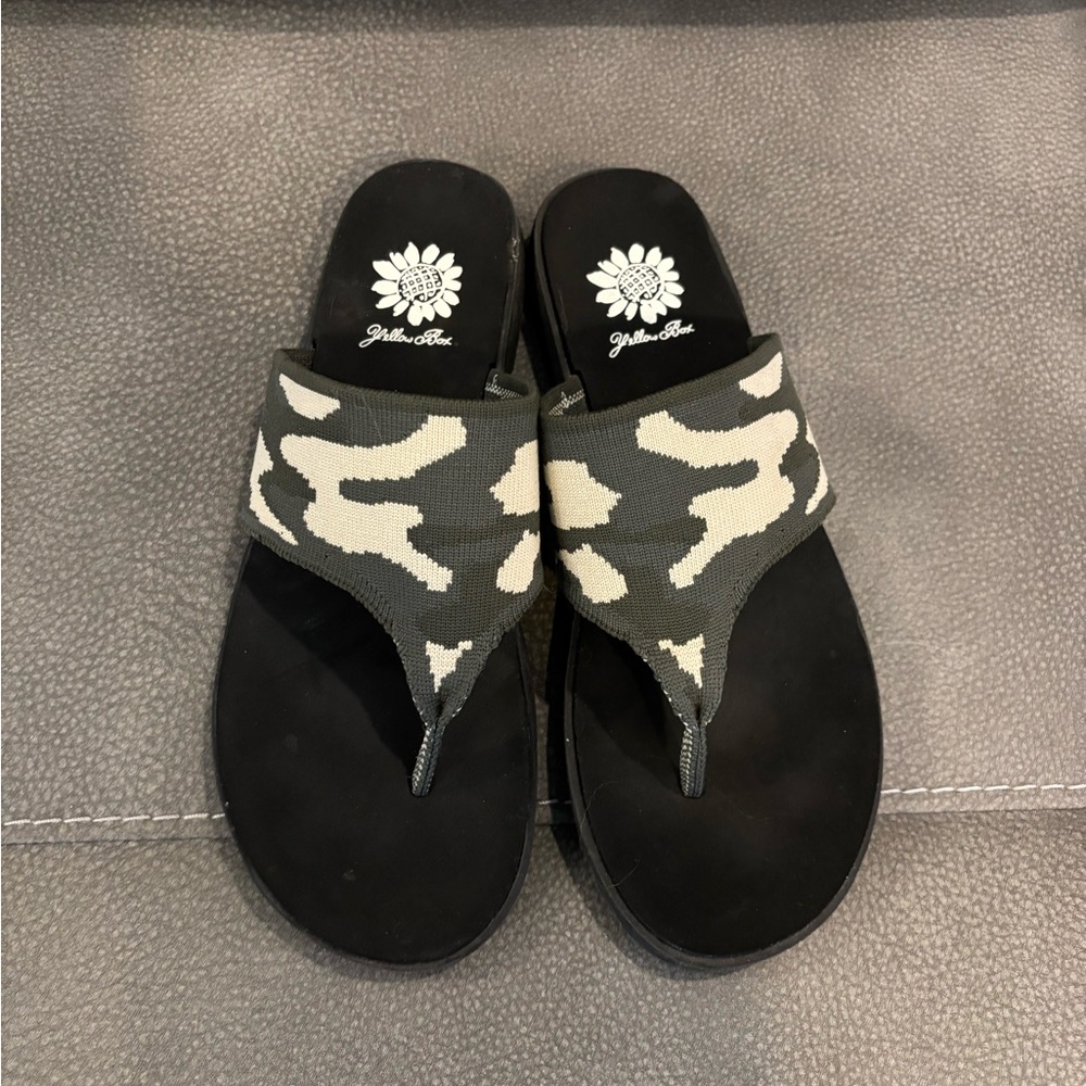Yellow Box Camo Flip Flops with Black Soles size 8